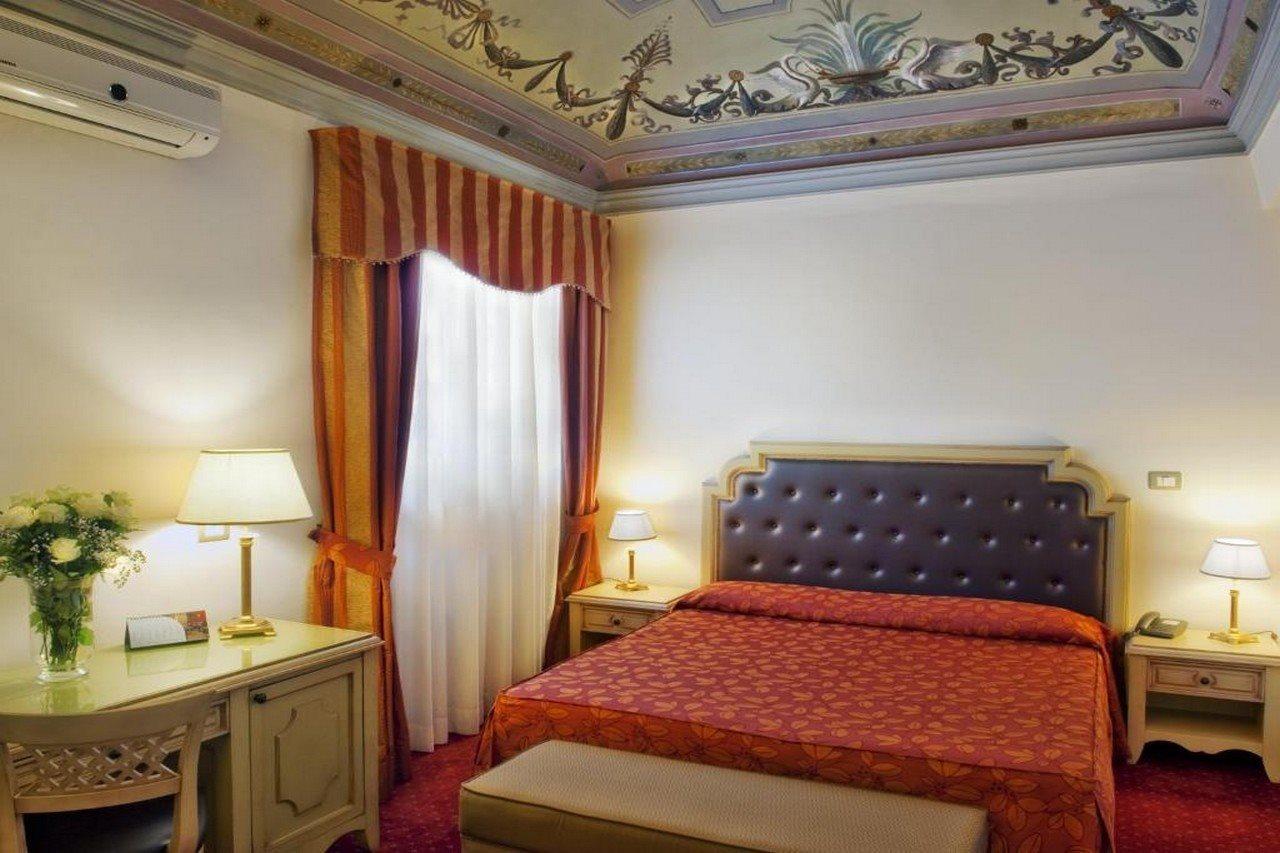 Hotel Manganelli Palace Catania Ruang foto