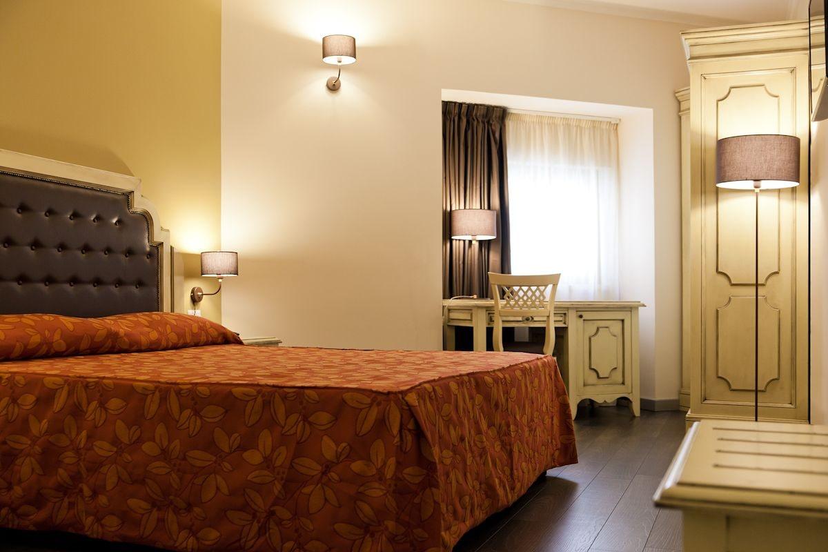 Hotel Manganelli Palace Catania Bagian luar foto